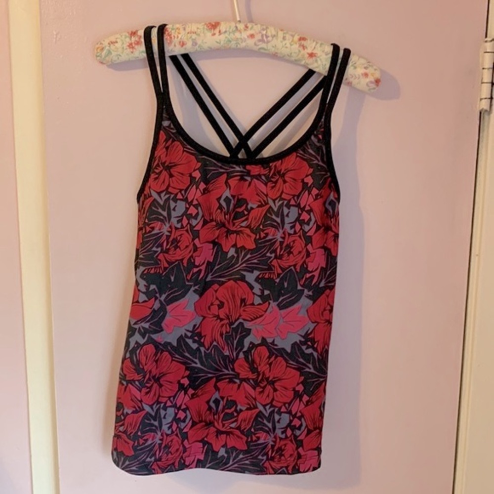 3/25$ Joe fresh sport top